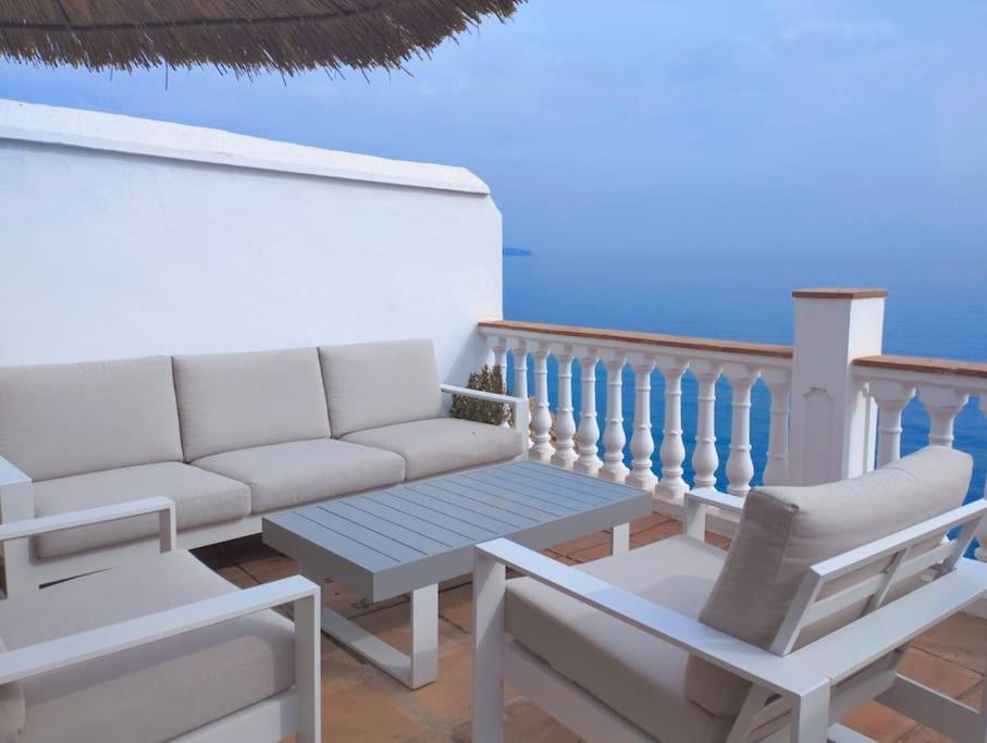 Beautiful 2 Bedroom In Calle Carabeo, Nerja Exterior foto